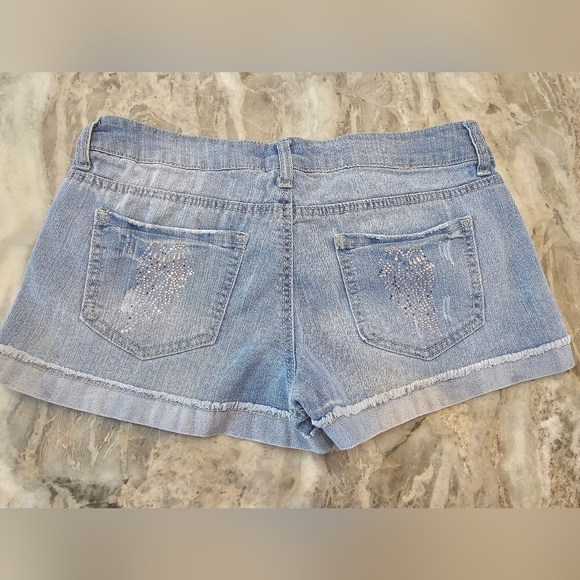 l.e.i. Ashley Flag Patch Denim Shorts Juniors 9 Low Rise USA Stars Stripes - Picture 7 of 8